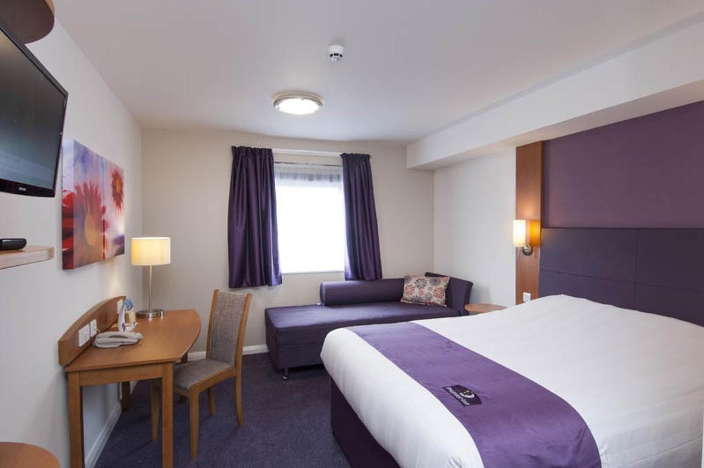 Premier Inn Stratford Upon Avon Waterways Chambre photo