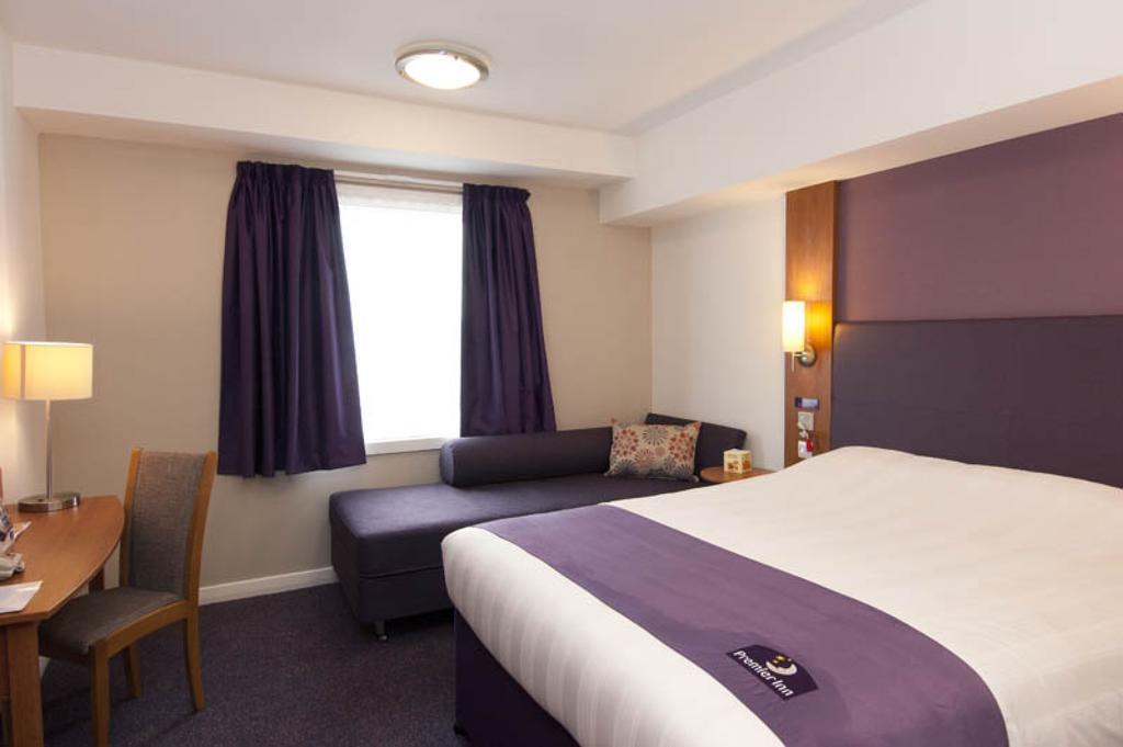 Premier Inn Stratford Upon Avon Waterways Chambre photo