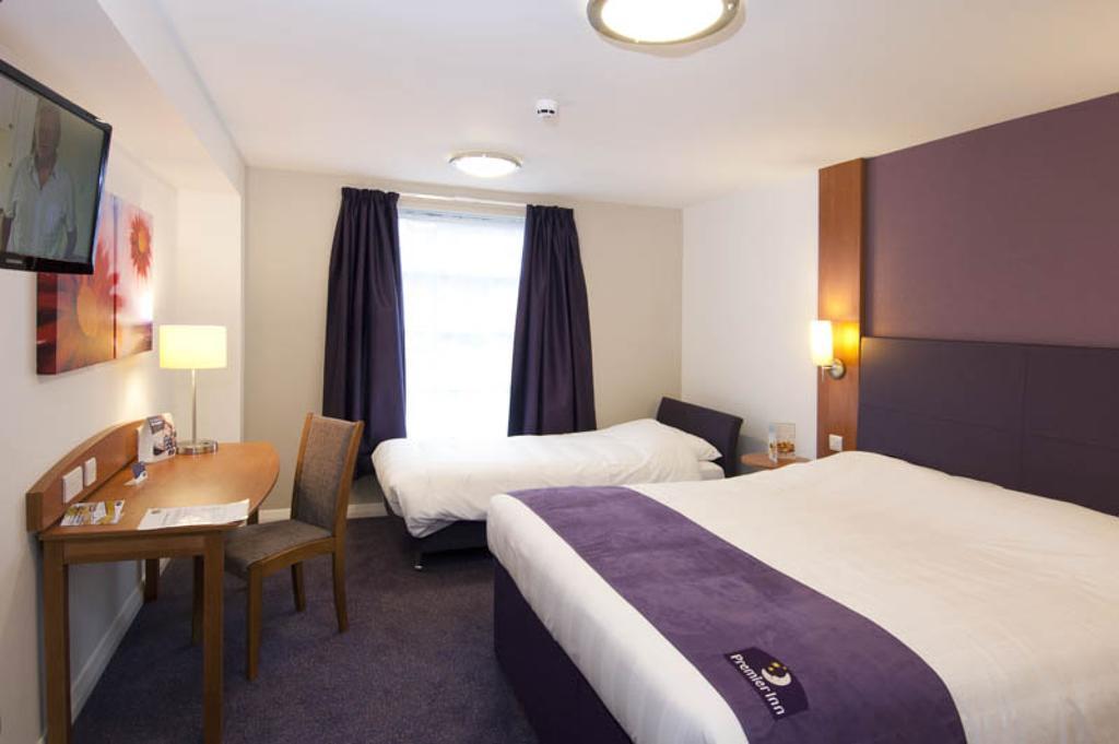 Premier Inn Stratford Upon Avon Waterways Chambre photo