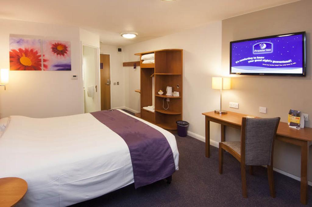 Premier Inn Stratford Upon Avon Waterways Extérieur photo