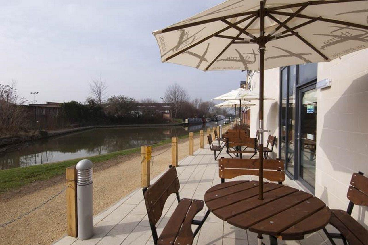 Premier Inn Stratford Upon Avon Waterways Extérieur photo