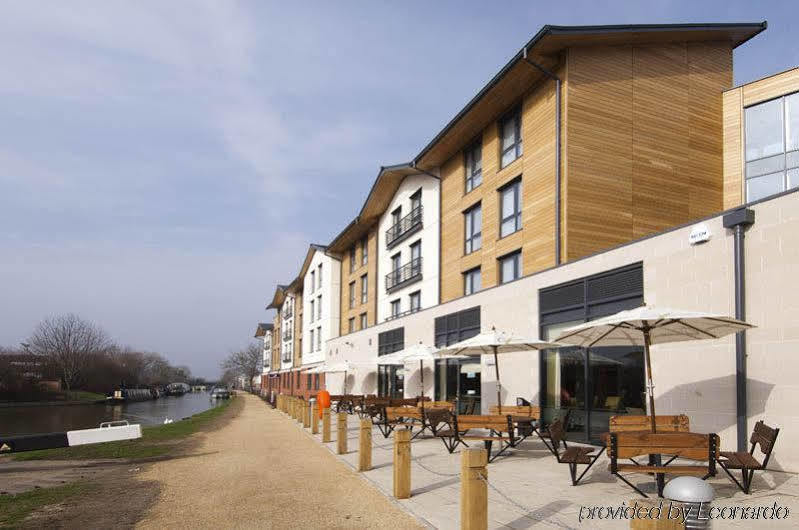 Premier Inn Stratford Upon Avon Waterways Extérieur photo